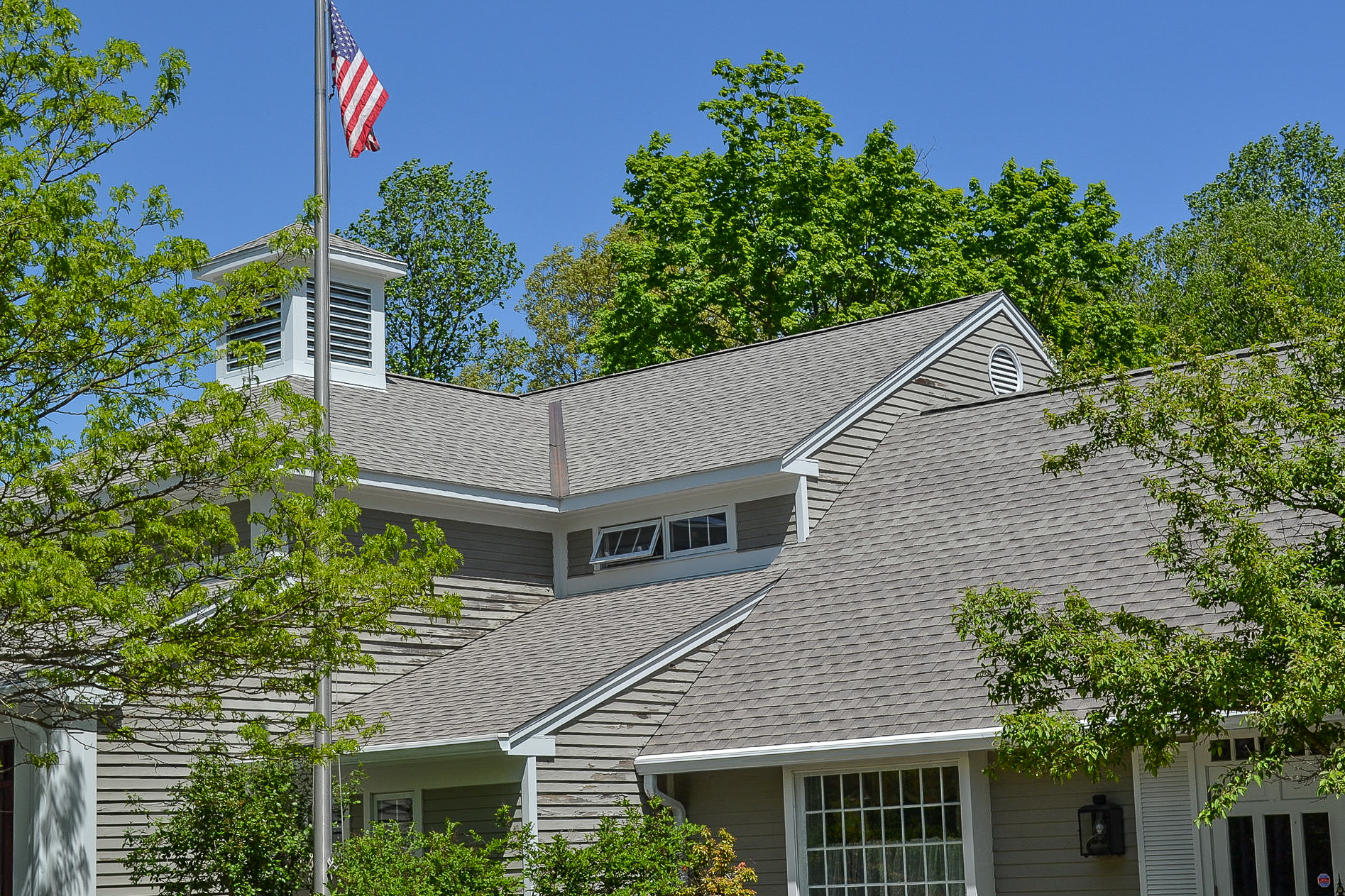 Cool Series GAF Timberline Architectural Shingles for Killingworth Town Library