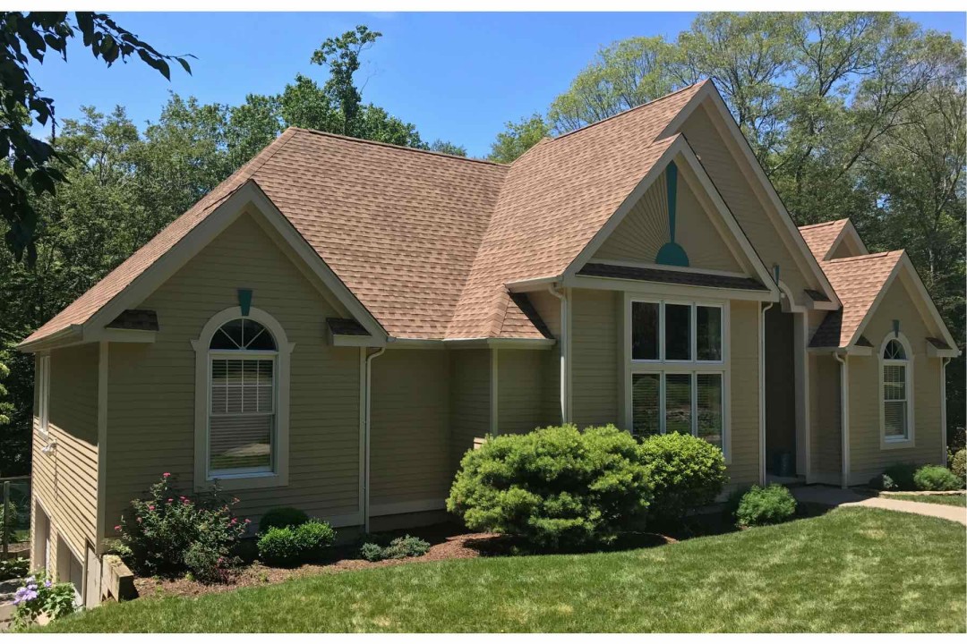 Killingworth, CT Architectural Asphalt Shingles on Multigabled Home